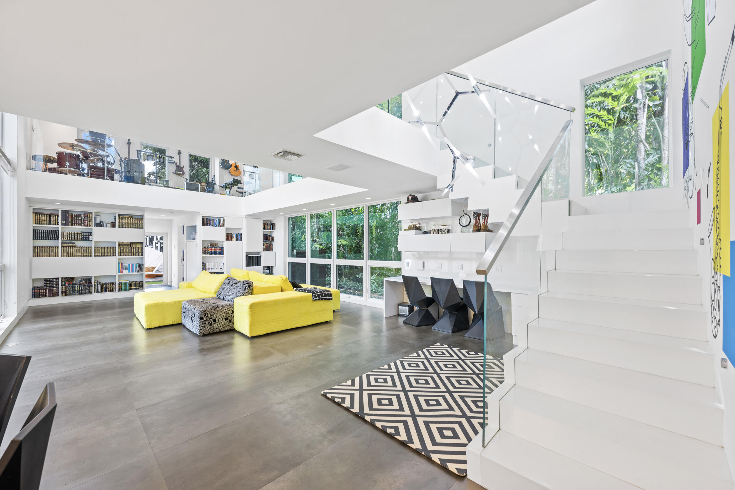 DEL MAR VILLAGE - Residential