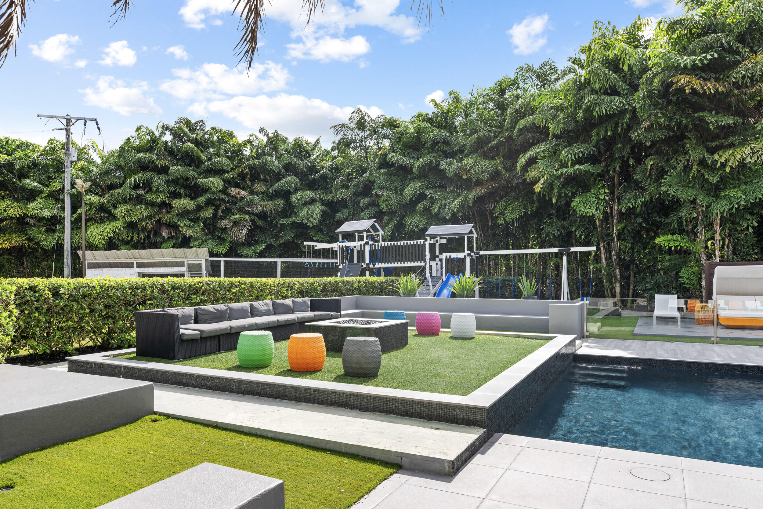 DEL MAR VILLAGE - Residential