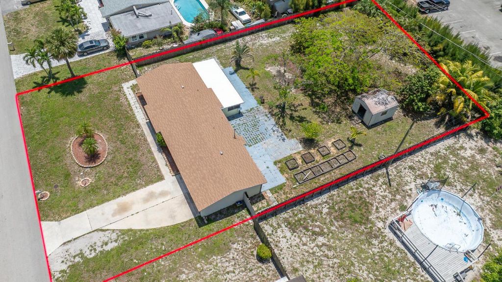 Photo of 3180 Carol Avenue, Palm Springs, FL 33461 (MLS # R11091469)