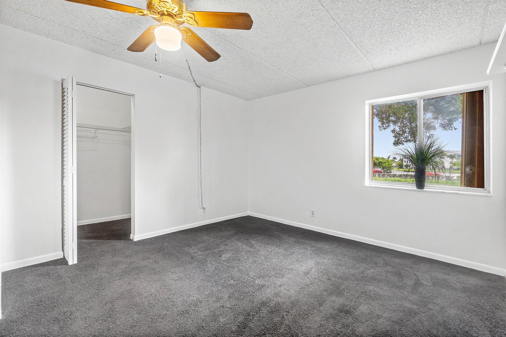 FAIRVIEW VILLAS CONDO - Residential