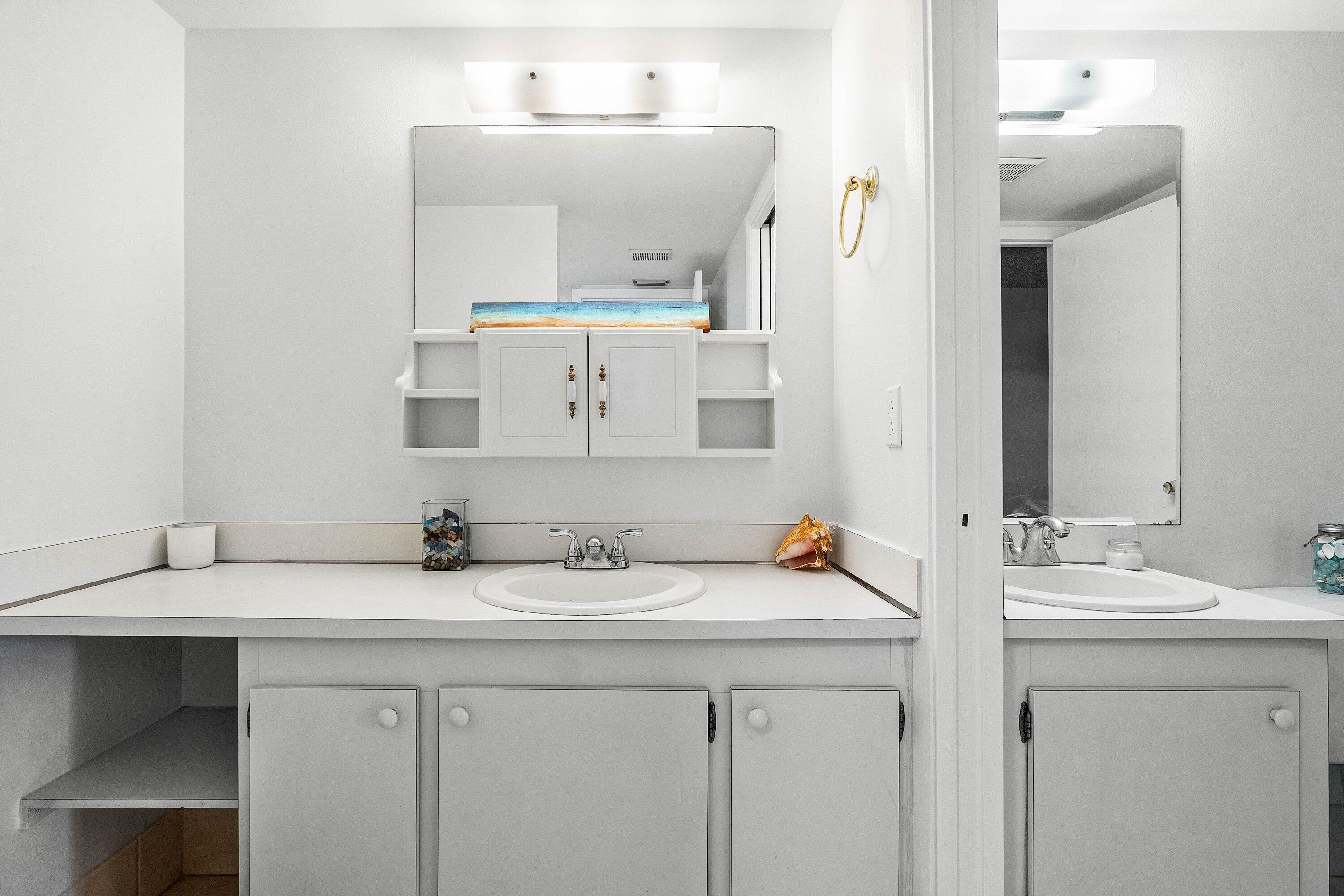 FAIRVIEW VILLAS CONDO - Residential