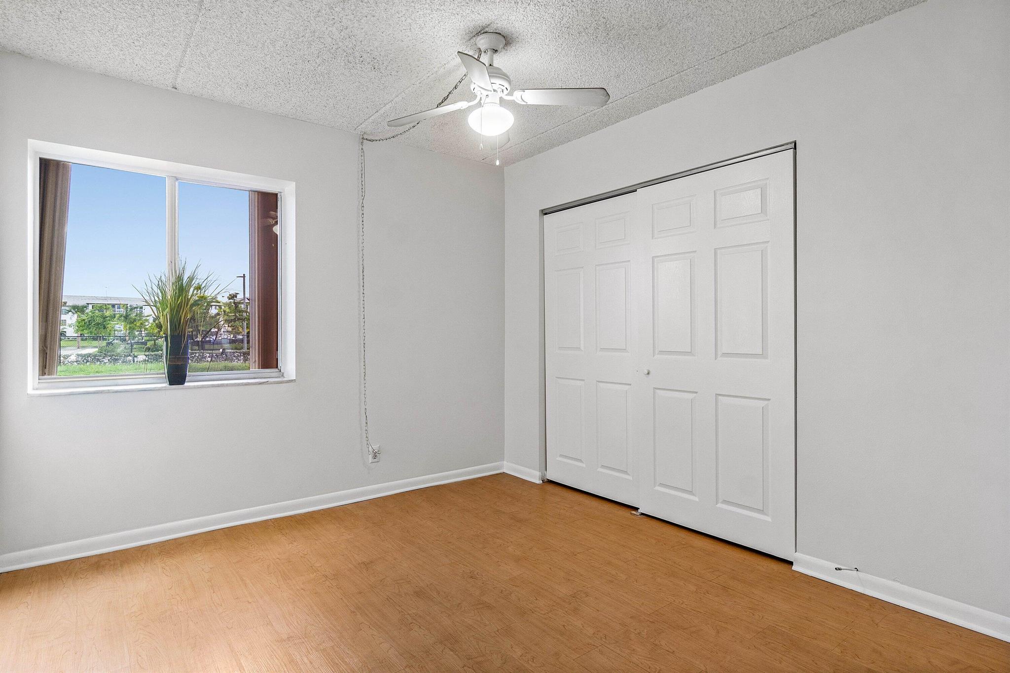 FAIRVIEW VILLAS CONDO - Residential