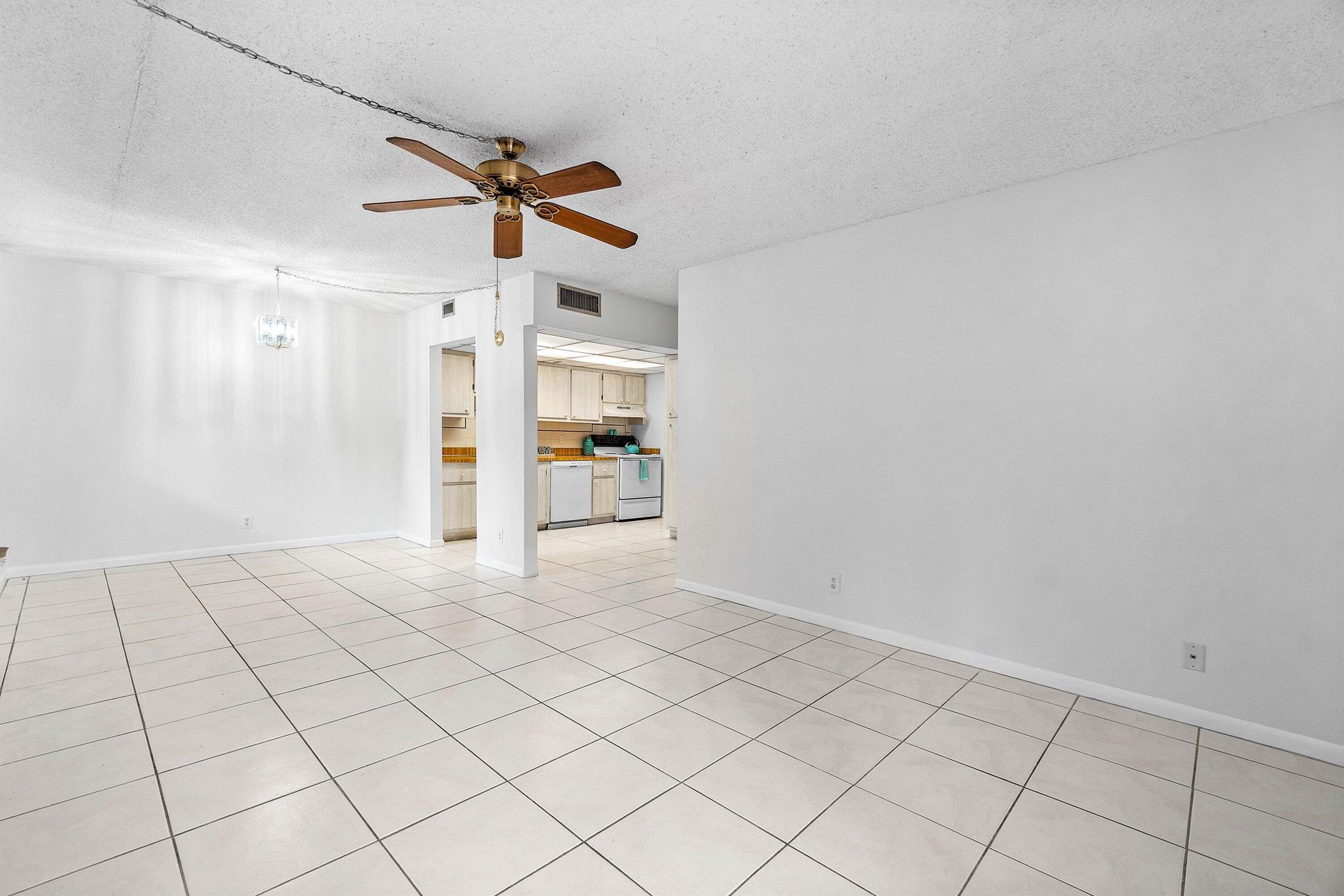 FAIRVIEW VILLAS CONDO - Residential