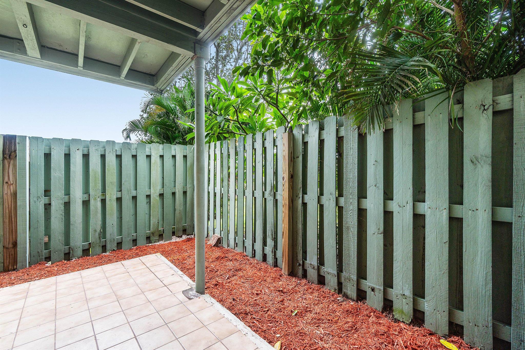 FAIRVIEW VILLAS CONDO - Residential