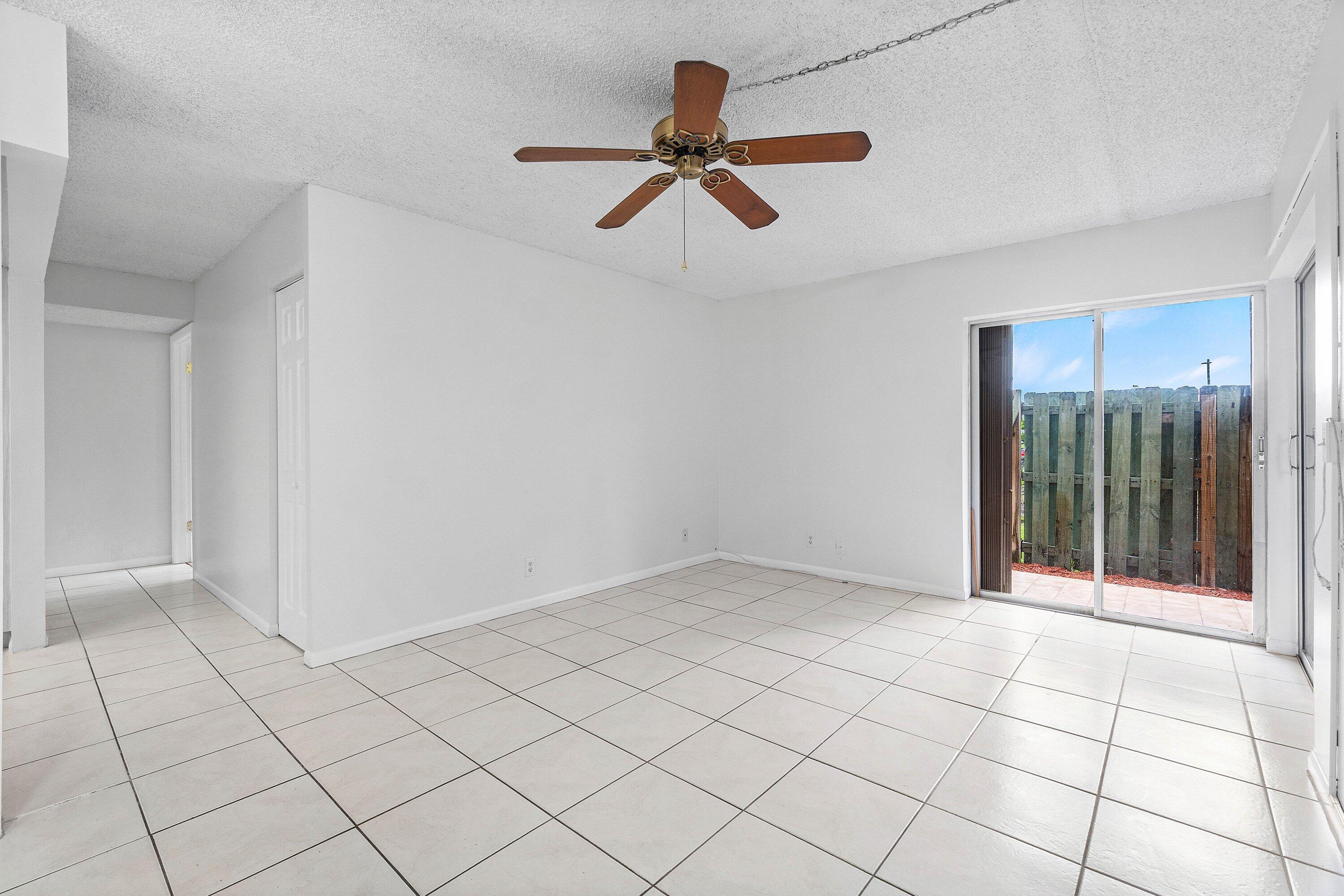 FAIRVIEW VILLAS CONDO - Residential