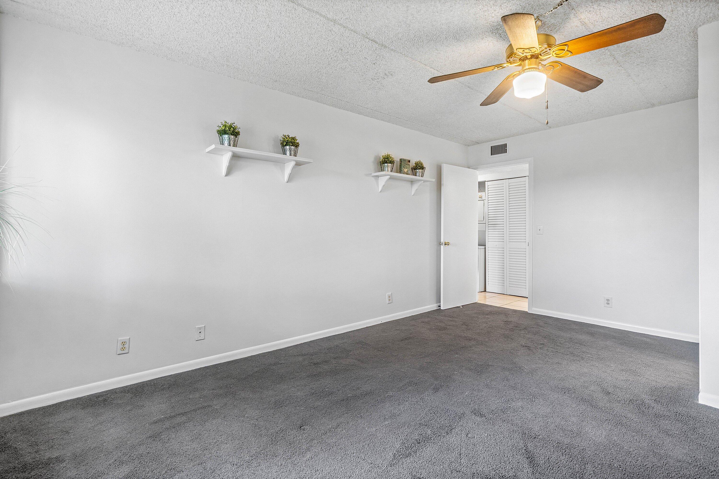 FAIRVIEW VILLAS CONDO - Residential