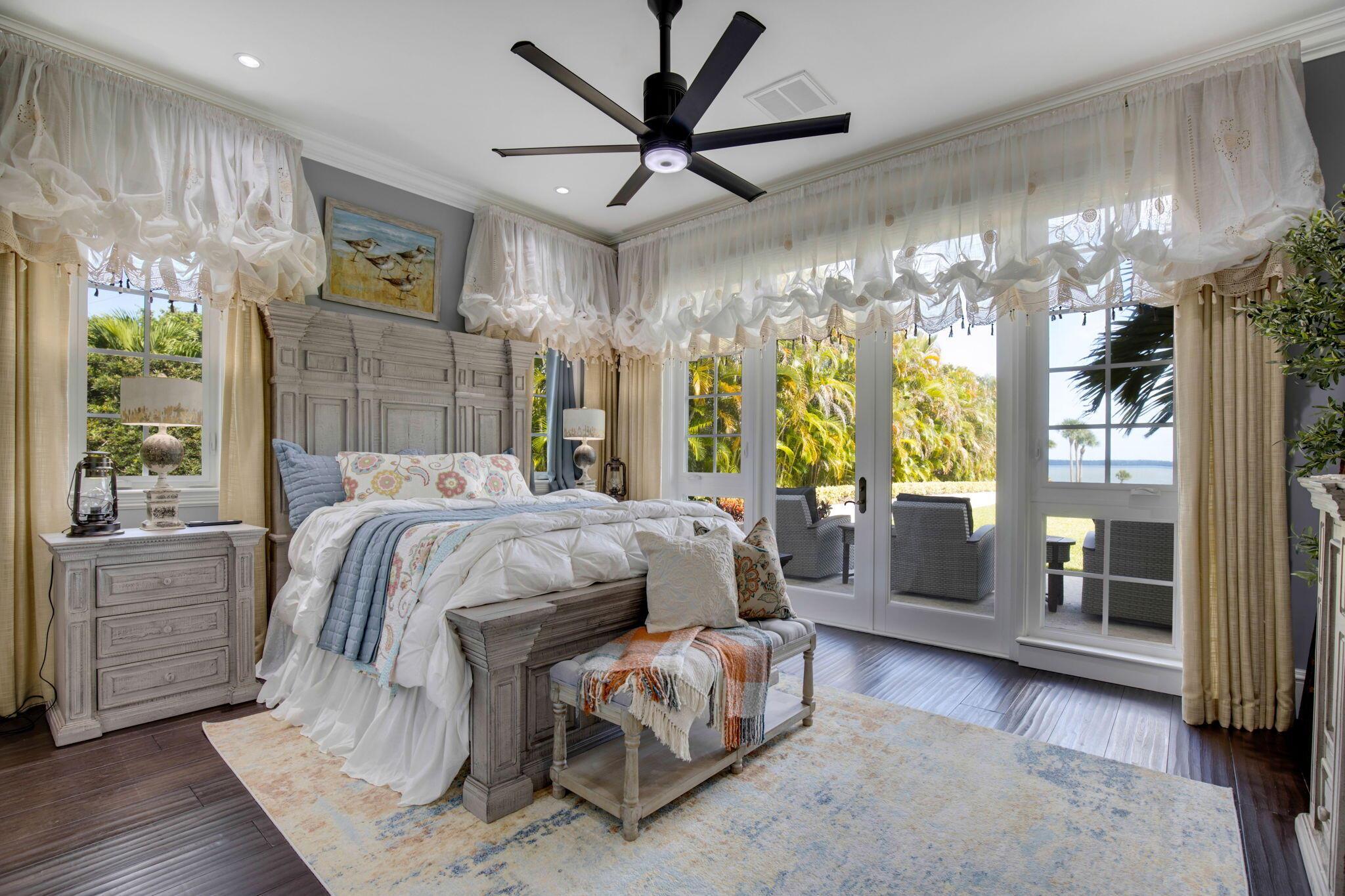 Indian River Drive - Residential