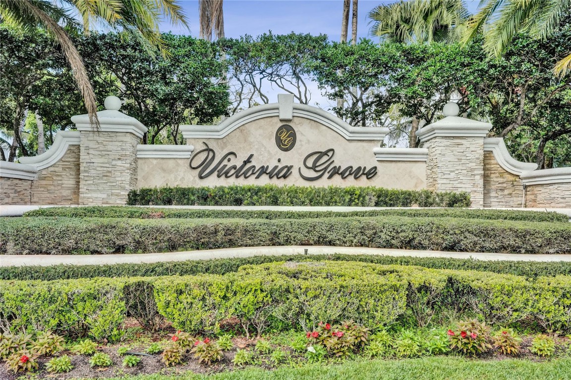 SHOMA COURTYARDS II - Residential