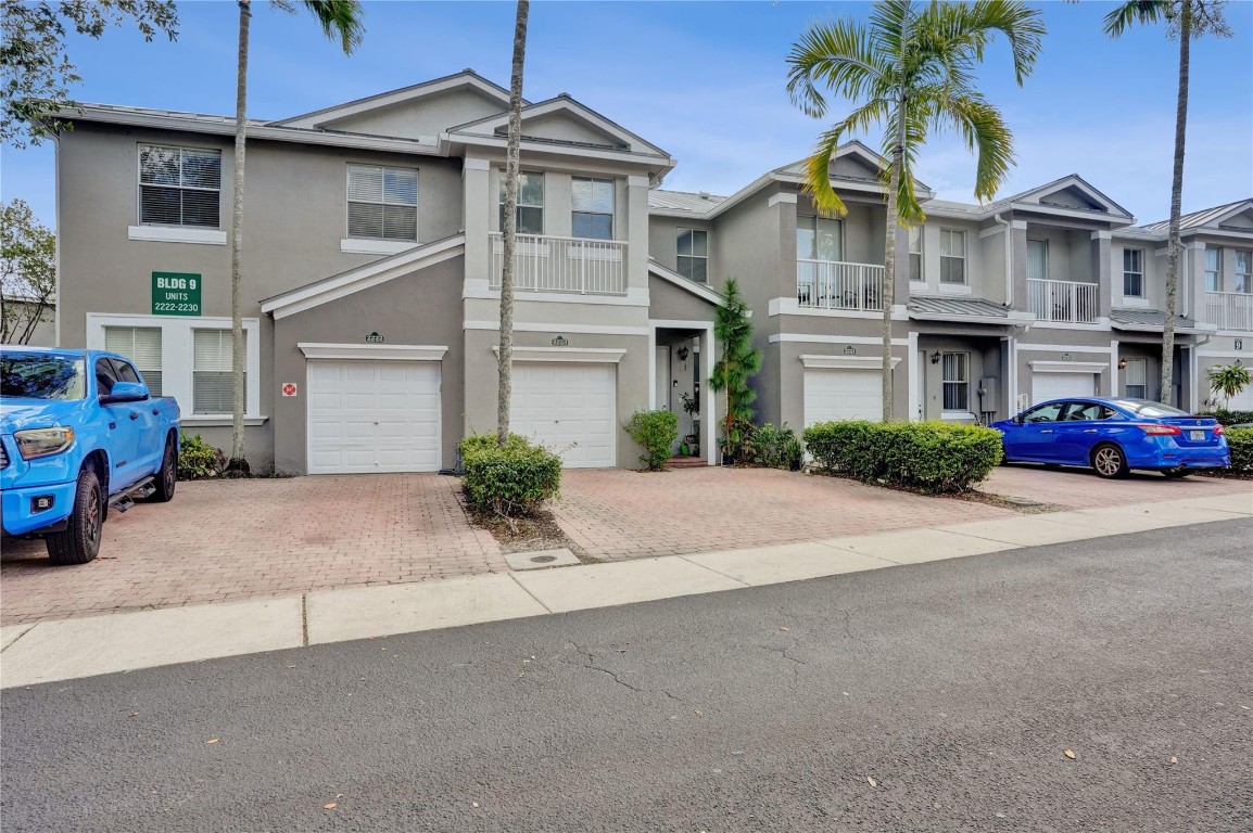 SHOMA COURTYARDS II - Residential