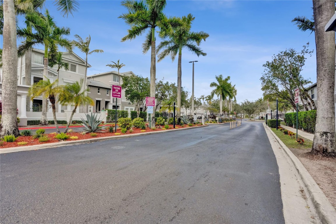 SHOMA COURTYARDS II - Residential