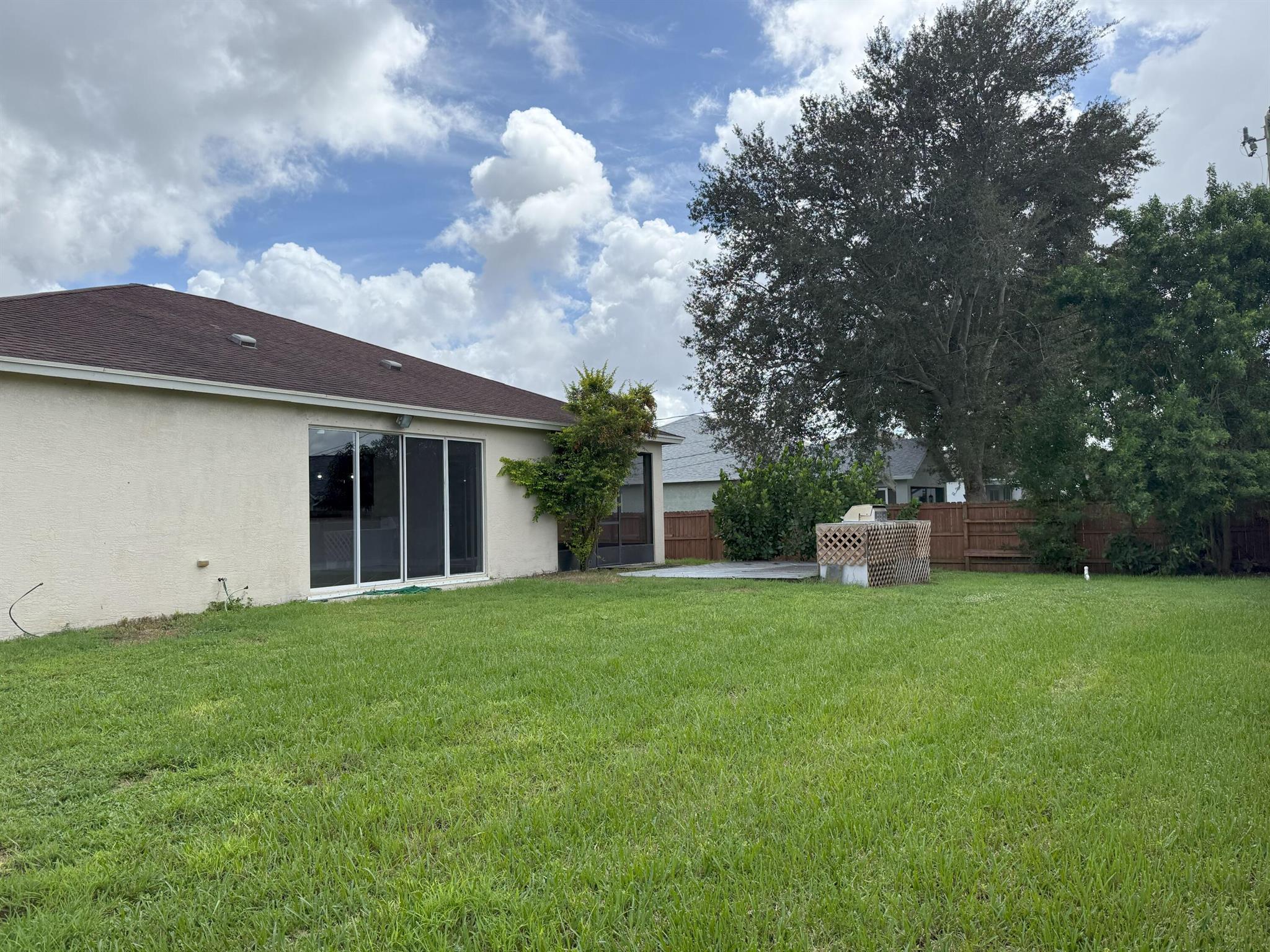 PORT ST LUCIE SECTION 33 - Residential