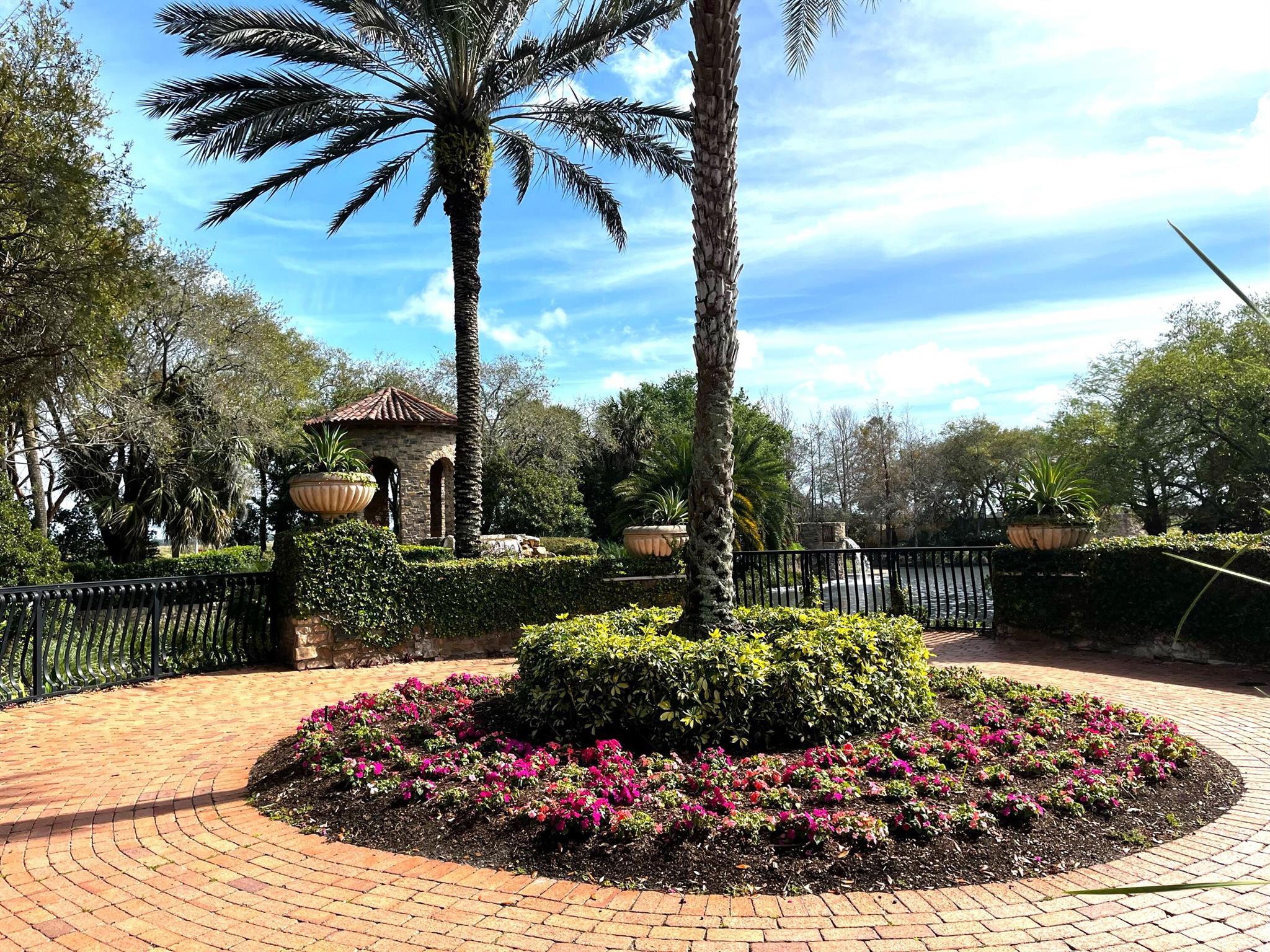 PARKLAND GOLF & COUNTRY C - Residential