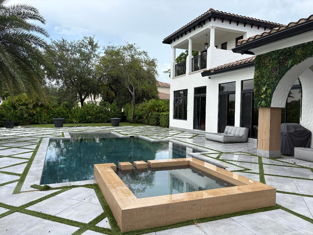 PARKLAND GOLF & COUNTRY CLUB - Residential