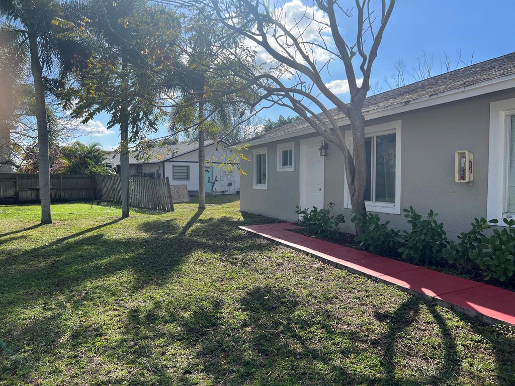 Photo of 12424 Peconic Court, Wellington, FL 33414 (MLS # R11060597)