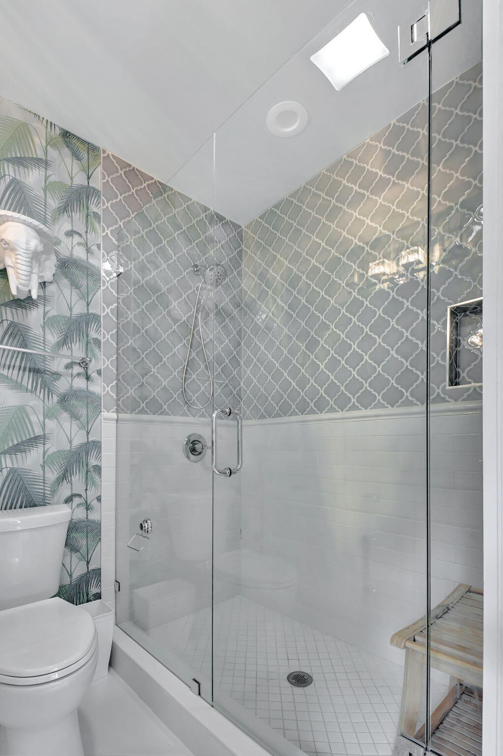 HALLER & GROOTMANS - Residential Lease