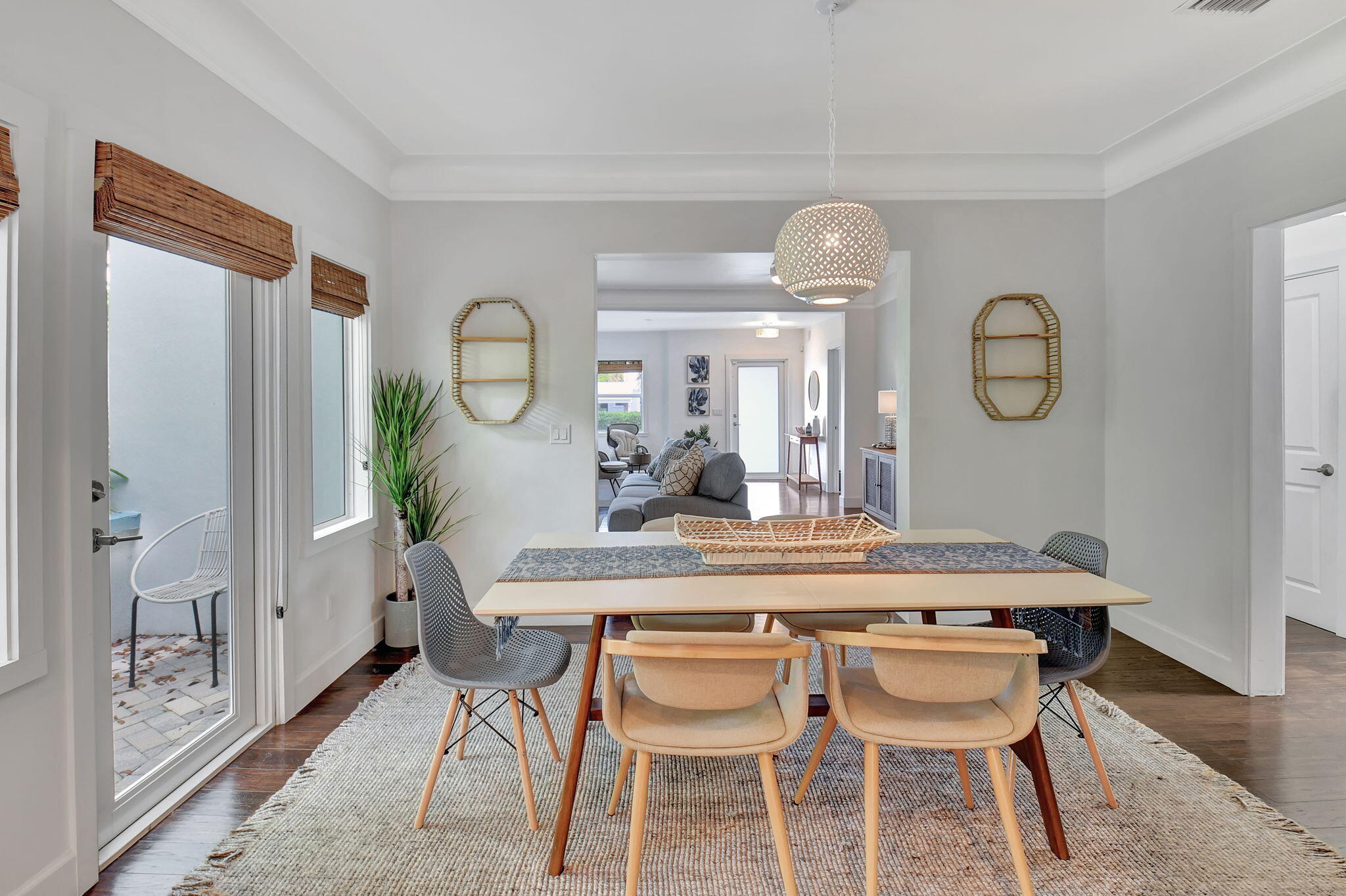 HALLER & GROOTMANS - Residential Lease