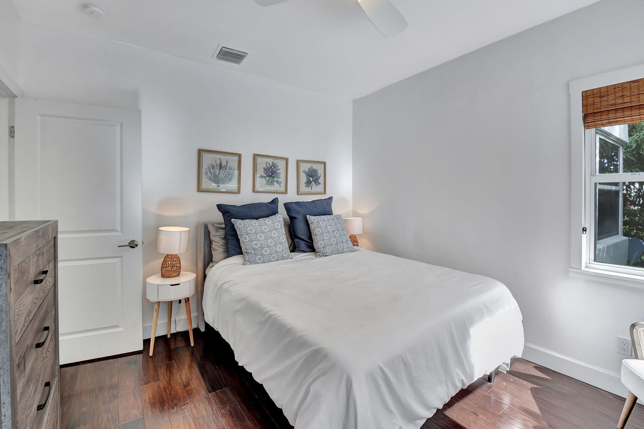 HALLER & GROOTMANS - Residential Lease