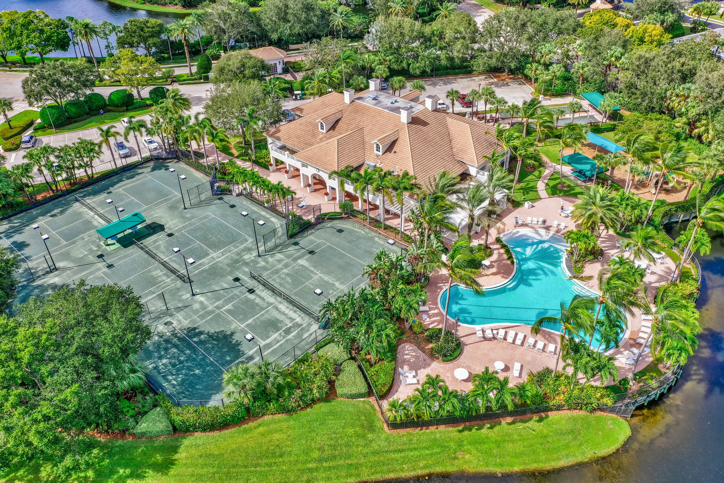 The Loxahatchee Club - Residential