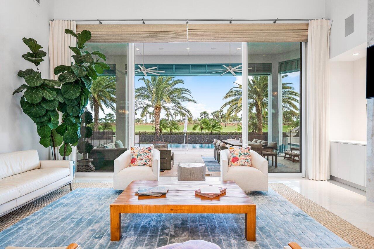 The Loxahatchee Club - Residential