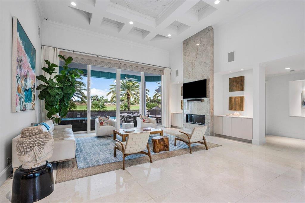 The Loxahatchee Club - Residential