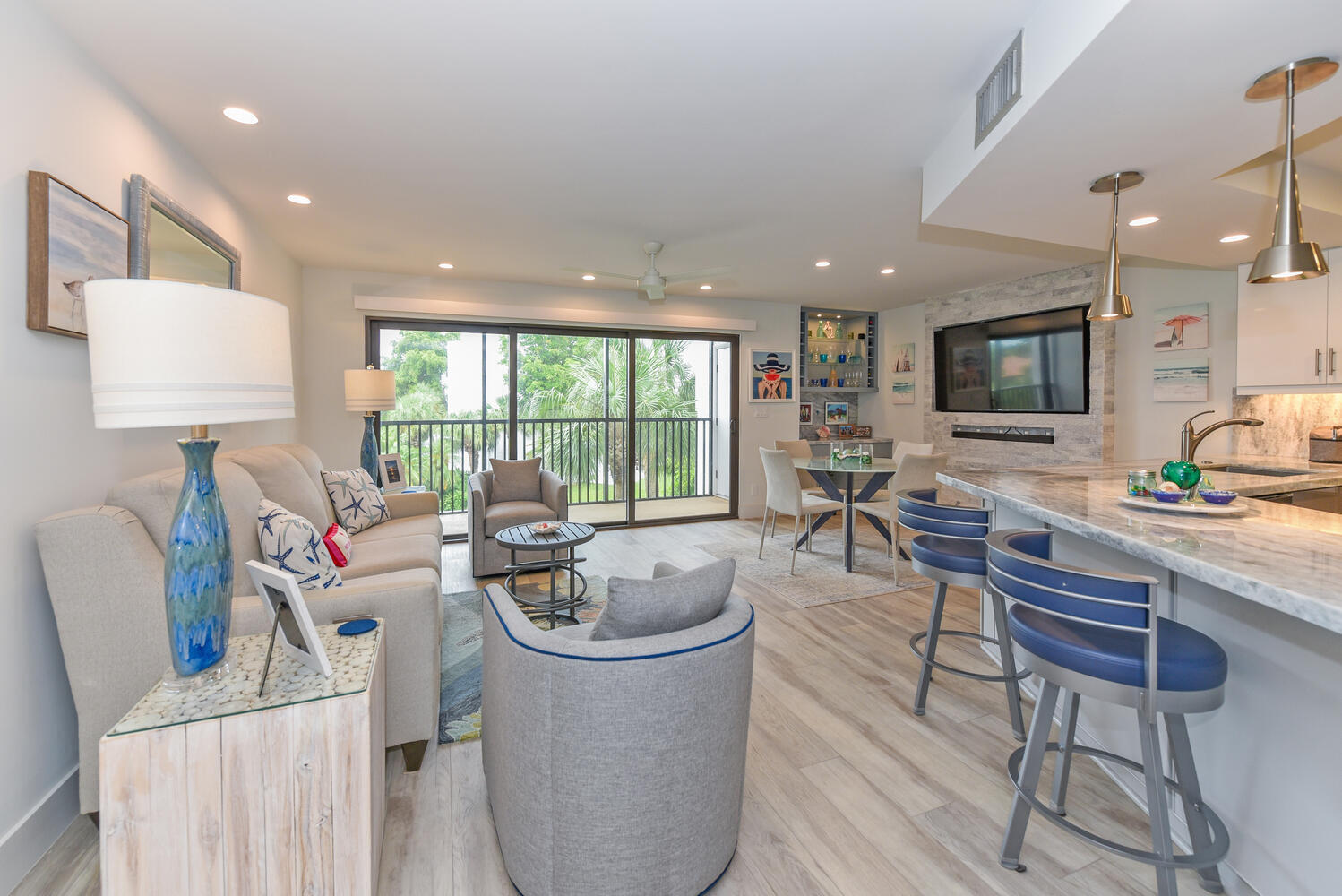 SEA RISE CONDO - Residential Lease