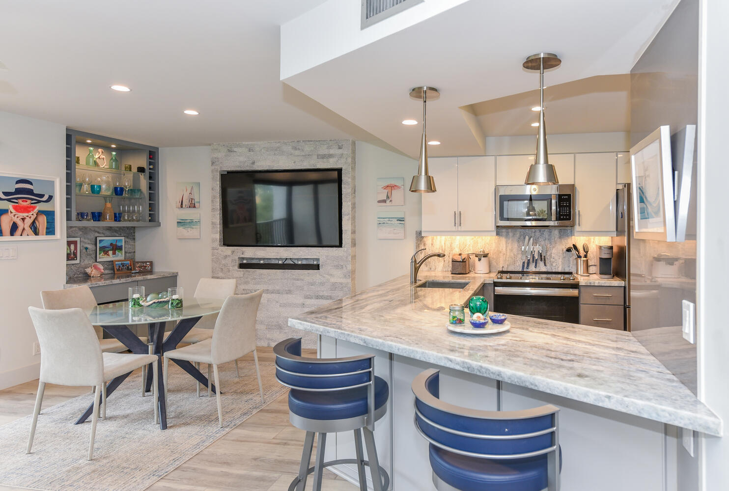 SEA RISE CONDO - Residential Lease