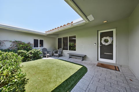 Tiny photo for 3652 NE 18TH Avenue, Oakland Park, FL 33334 (MLS # B26056946)