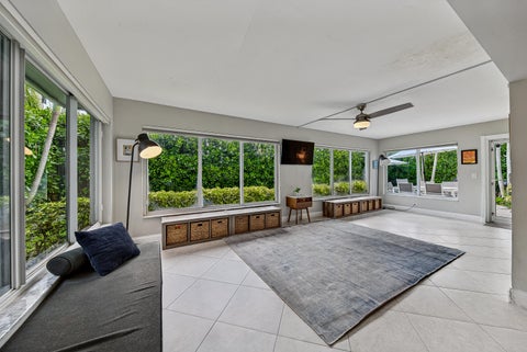 Tiny photo for 3652 NE 18TH Avenue, Oakland Park, FL 33334 (MLS # B26056946)