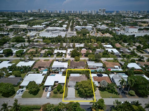 Tiny photo for 3652 NE 18TH Avenue, Oakland Park, FL 33334 (MLS # B26056946)