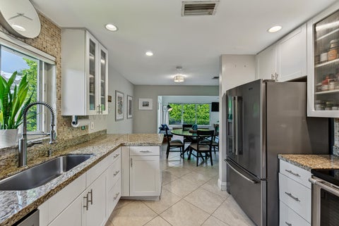 Tiny photo for 3652 NE 18TH Avenue, Oakland Park, FL 33334 (MLS # B26056946)