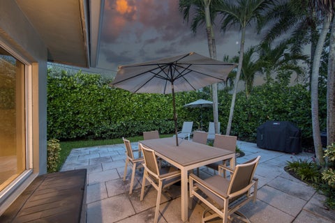 Tiny photo for 3652 NE 18TH Avenue, Oakland Park, FL 33334 (MLS # B26056946)