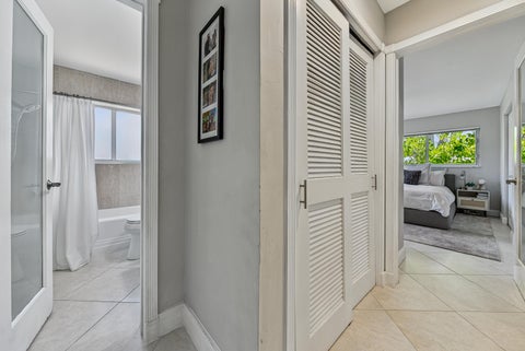 Tiny photo for 3652 NE 18TH Avenue, Oakland Park, FL 33334 (MLS # B26056946)