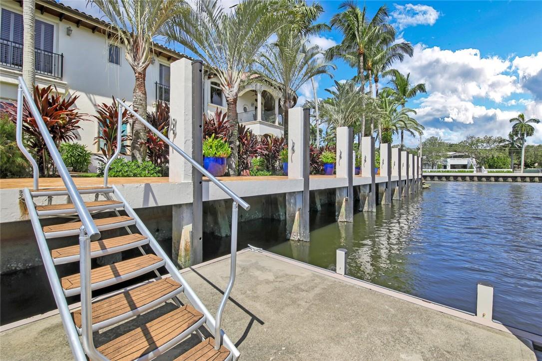 Rio Vista Isles - Residential