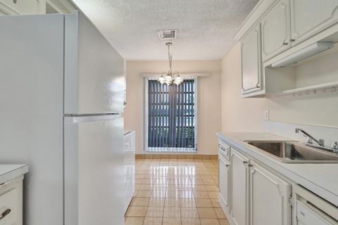 Tiny photo for 2521 Juniper Drive #11-b, Delray Beach, FL 33445 (MLS # B26031087)