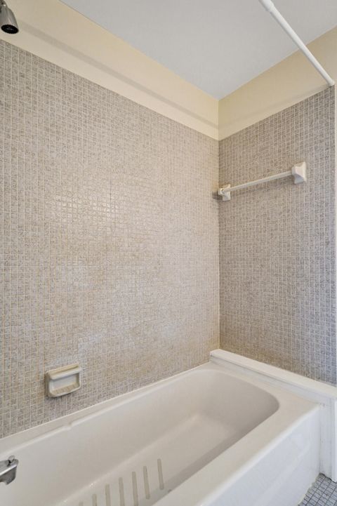 Tiny photo for 2521 Juniper Drive #11-b, Delray Beach, FL 33445 (MLS # B26031087)