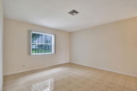 Tiny photo for 2521 Juniper Drive #11-b, Delray Beach, FL 33445 (MLS # B26031087)