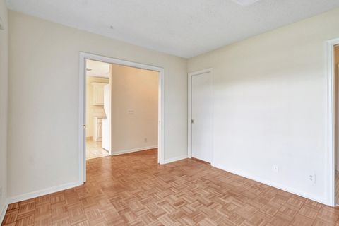 Tiny photo for 2521 Juniper Drive #11-b, Delray Beach, FL 33445 (MLS # B26031087)