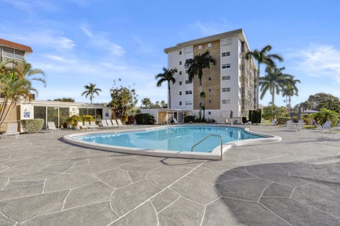 Tiny photo for 3040 NE 16TH Avenue #A405, Oakland Park, FL 33334 (MLS # B26090866)