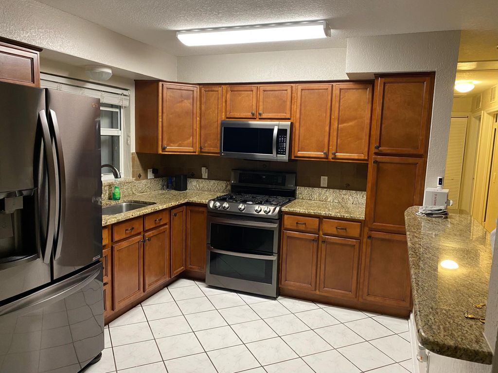 Photo of 1219 S 10th Street, Fort Pierce, FL 34950 (MLS # R11149448)