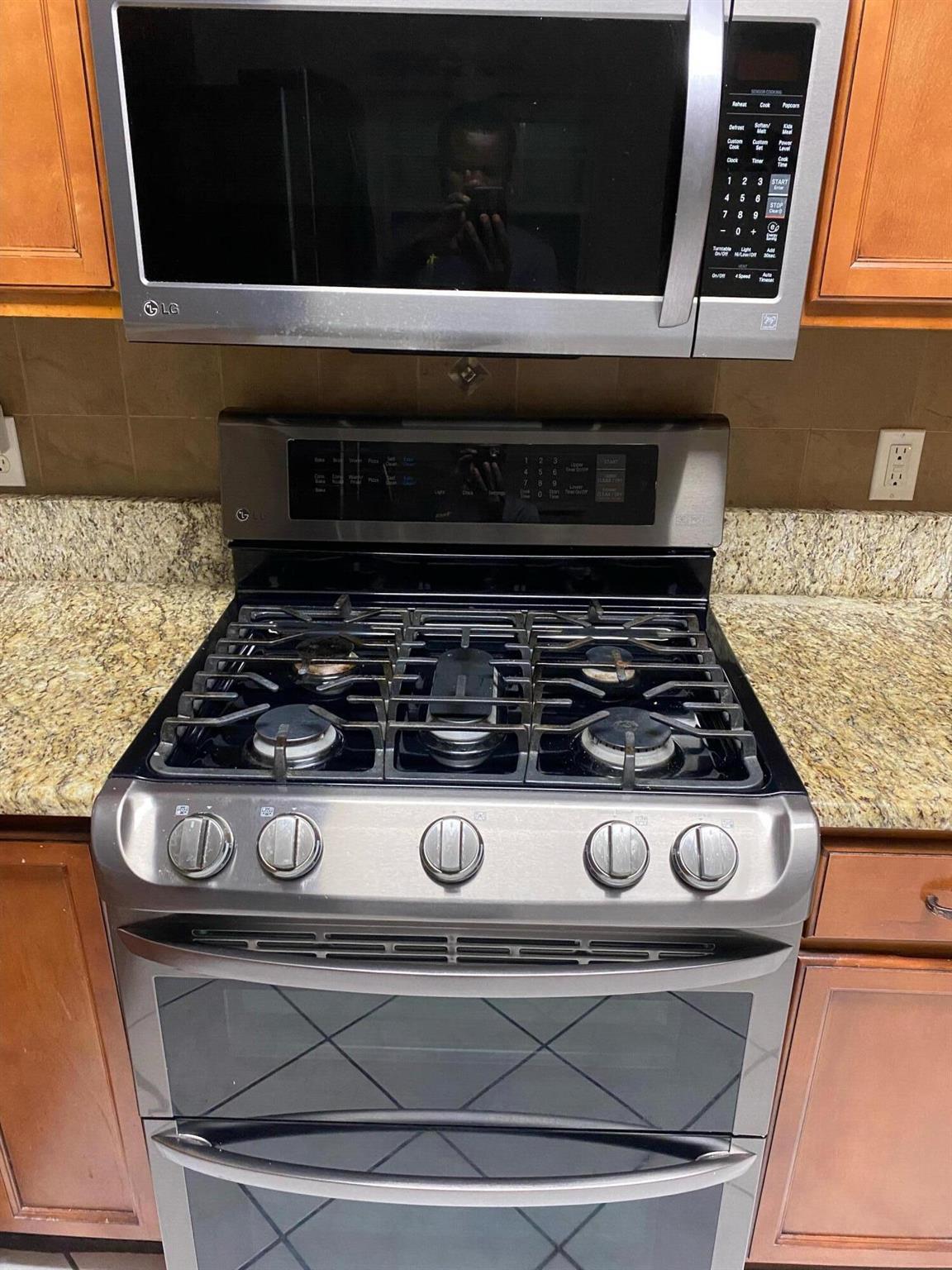 SUNRISE ESTATES - Residential Lease