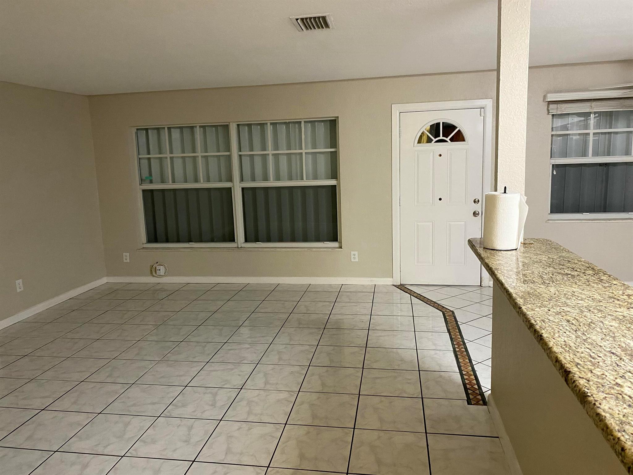 SUNRISE ESTATES - Residential Lease