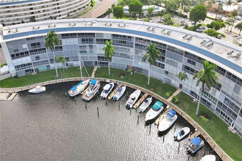 Tiny photo for 1427 E Hillsboro Boulevard #Apt 528, Deerfield Beach, FL 33441 (MLS # B26082620)