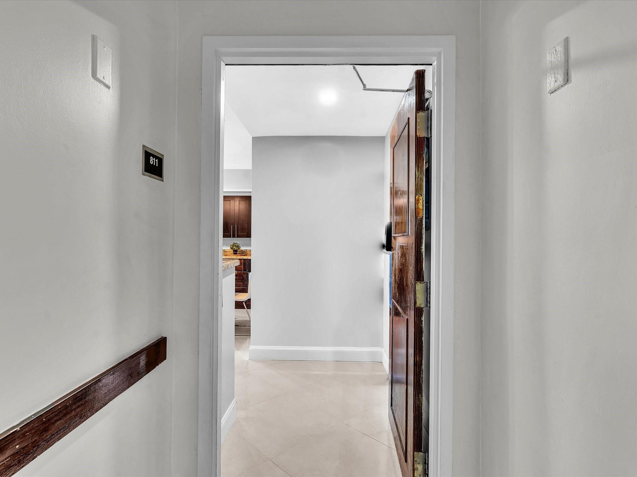 4040 Galt Ocean Drive 811