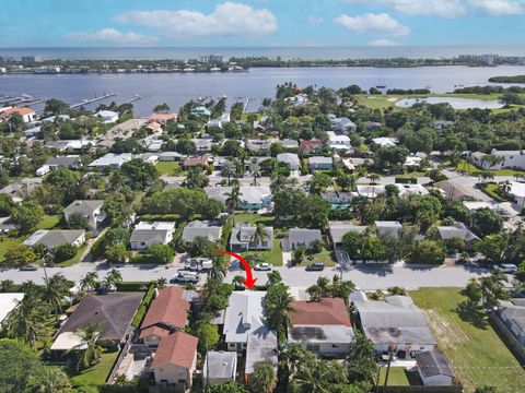 A home in Lake Worth Beach