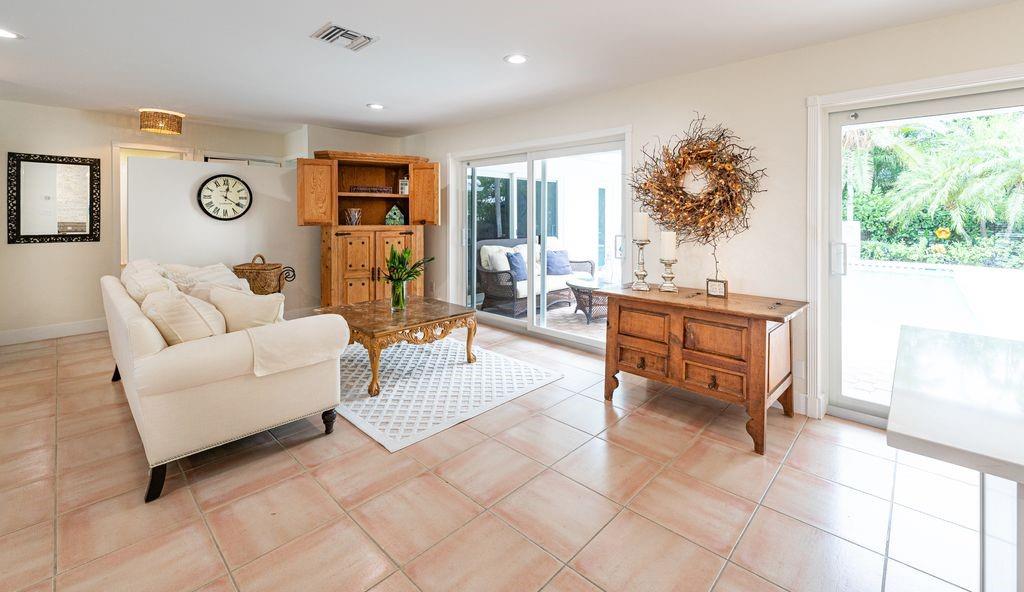 Silver Shores Sec Of Laud - Residential Lease