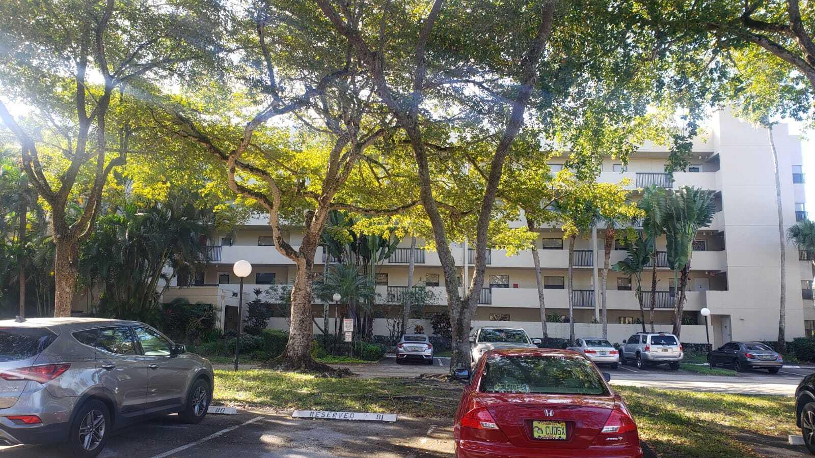 TRADEWINDS B CONDO - Residential Lease