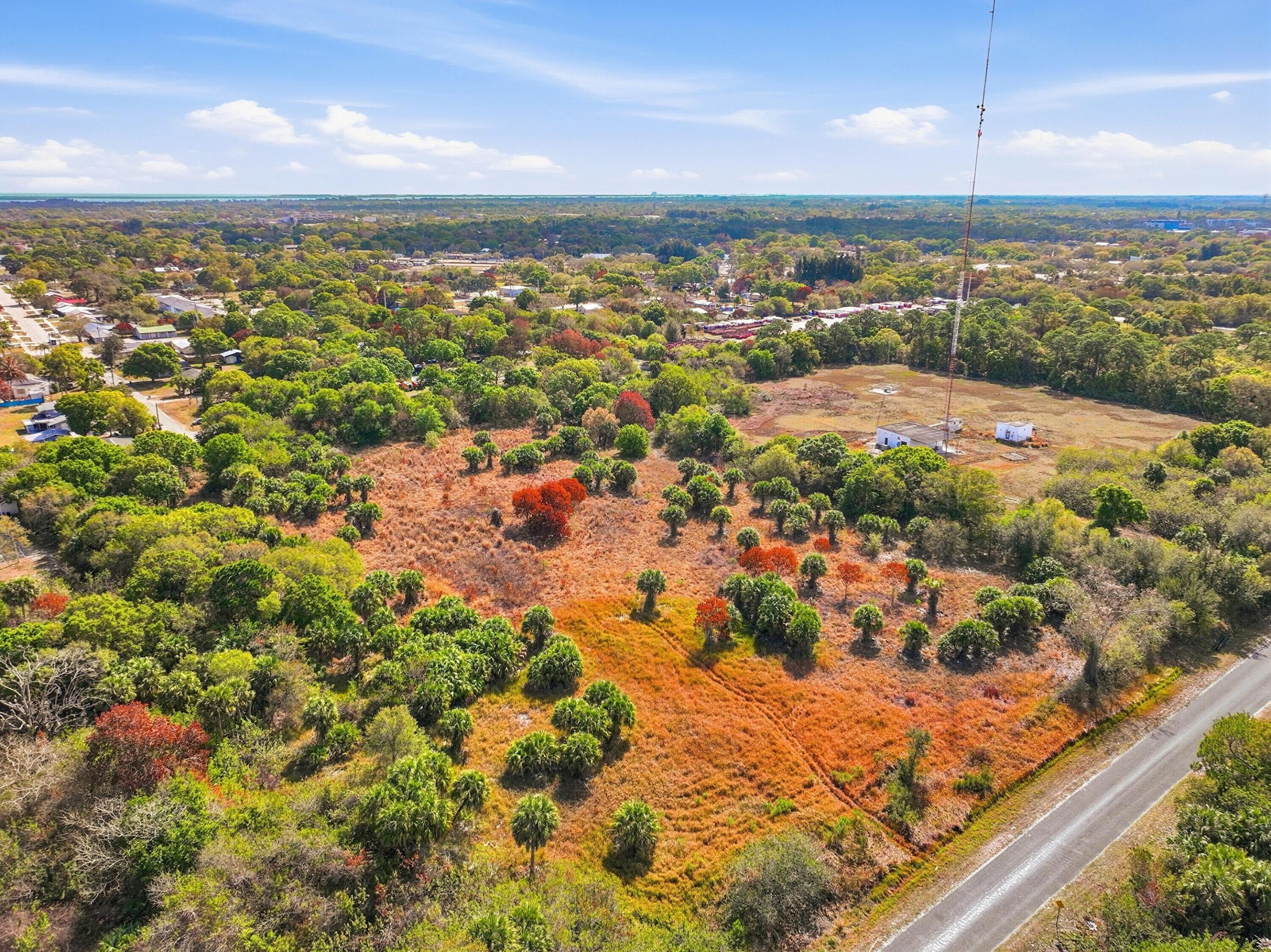 METES AND BOUNDS - Land