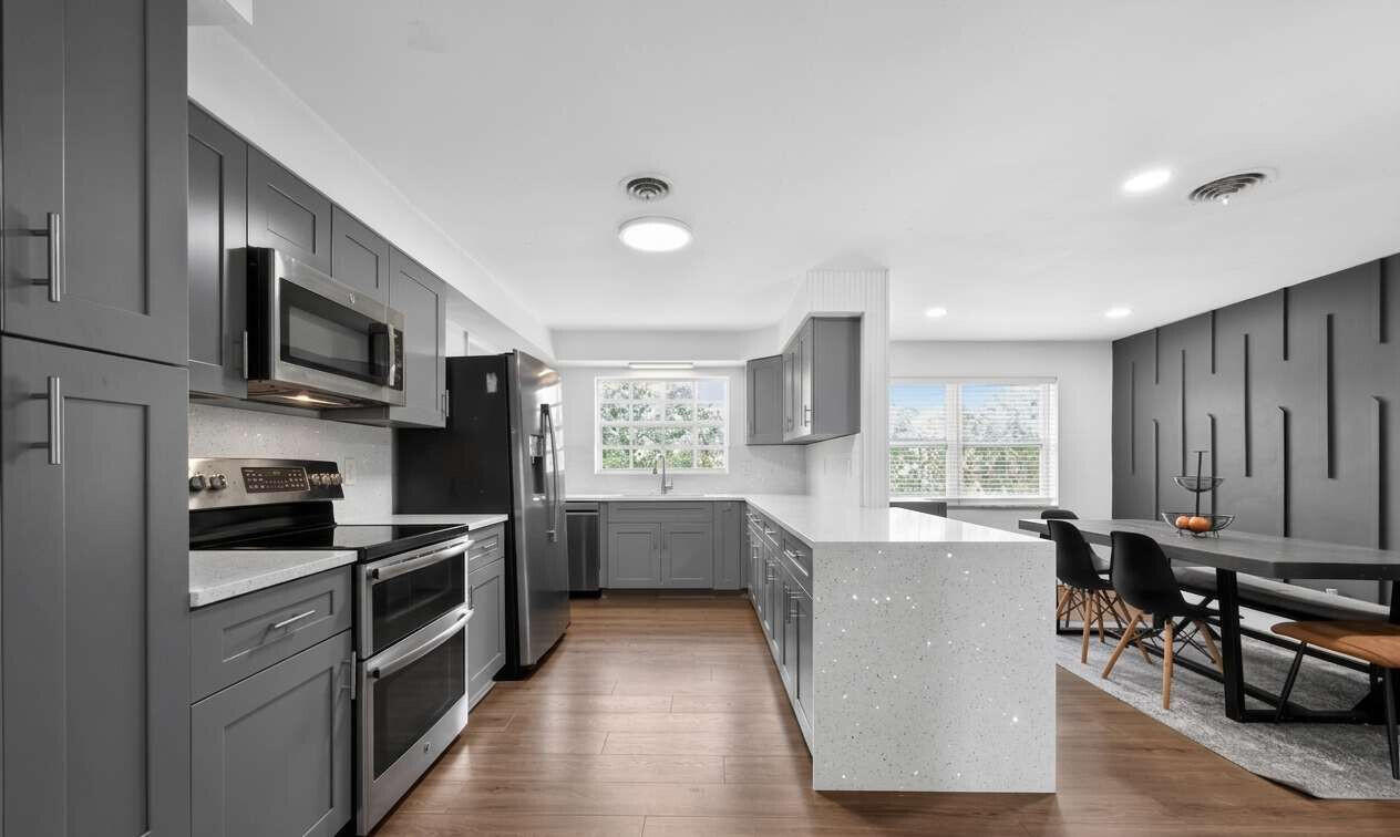 PLEASANT RIDGE - Residential