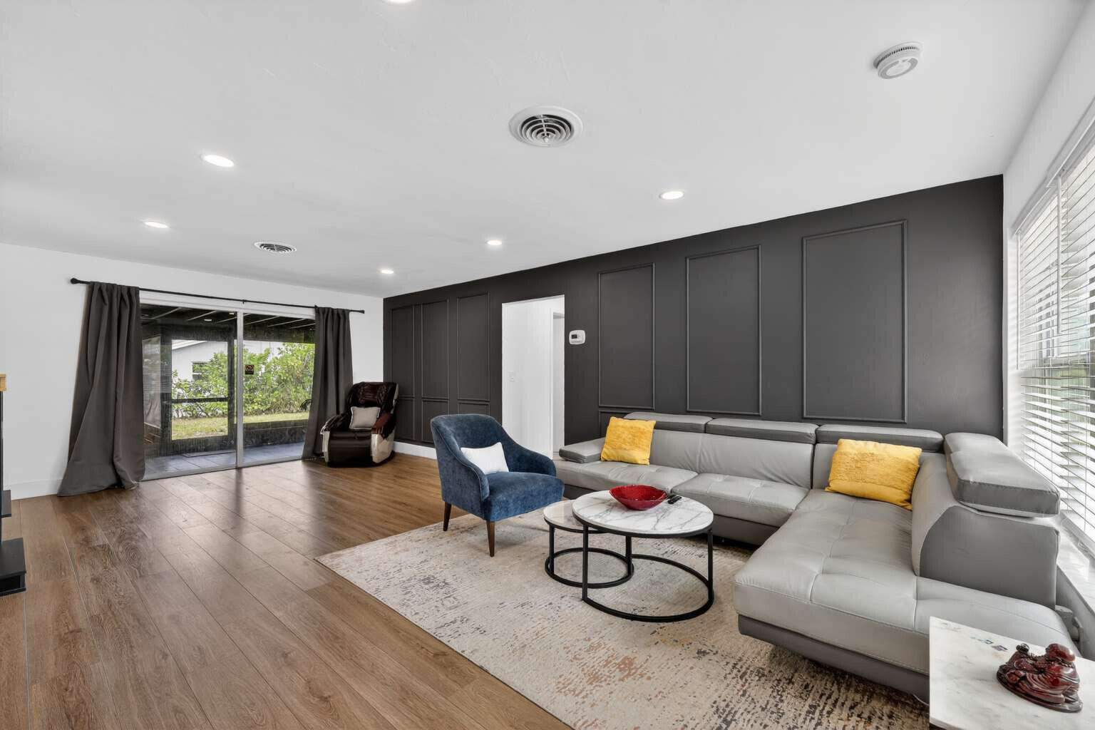 PLEASANT RIDGE - Residential