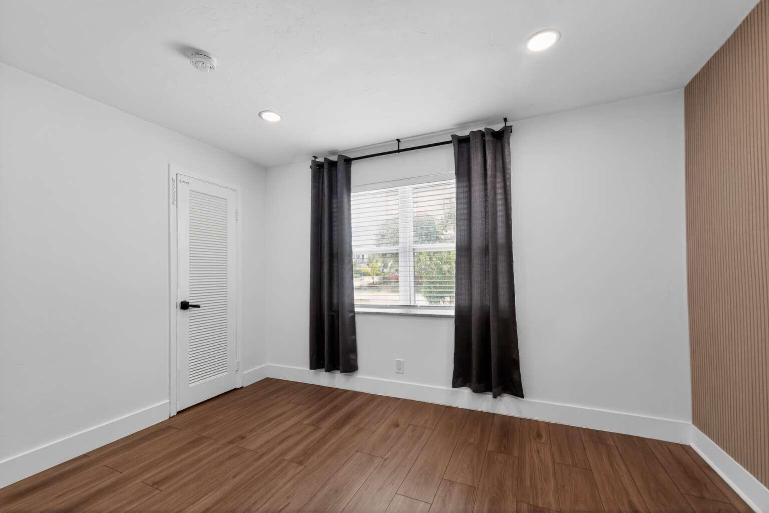 PLEASANT RIDGE - Residential